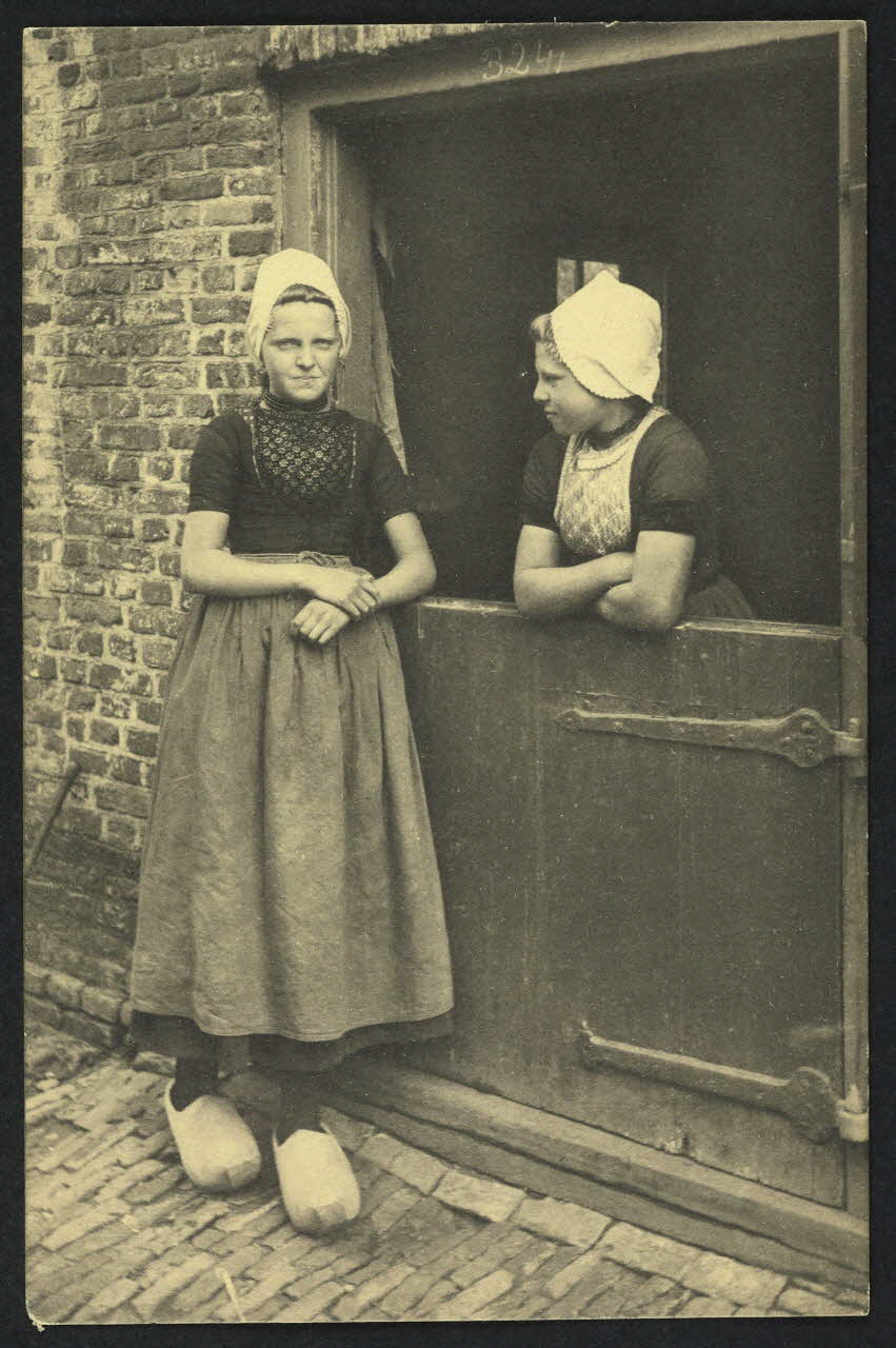 carte postale BON VOISINAGE 4P1156 Photo