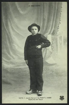 carte postale COSTUME DE DEUIL, JEUNE GARCON DE PONT-L'ABBE 4P1165  Photo