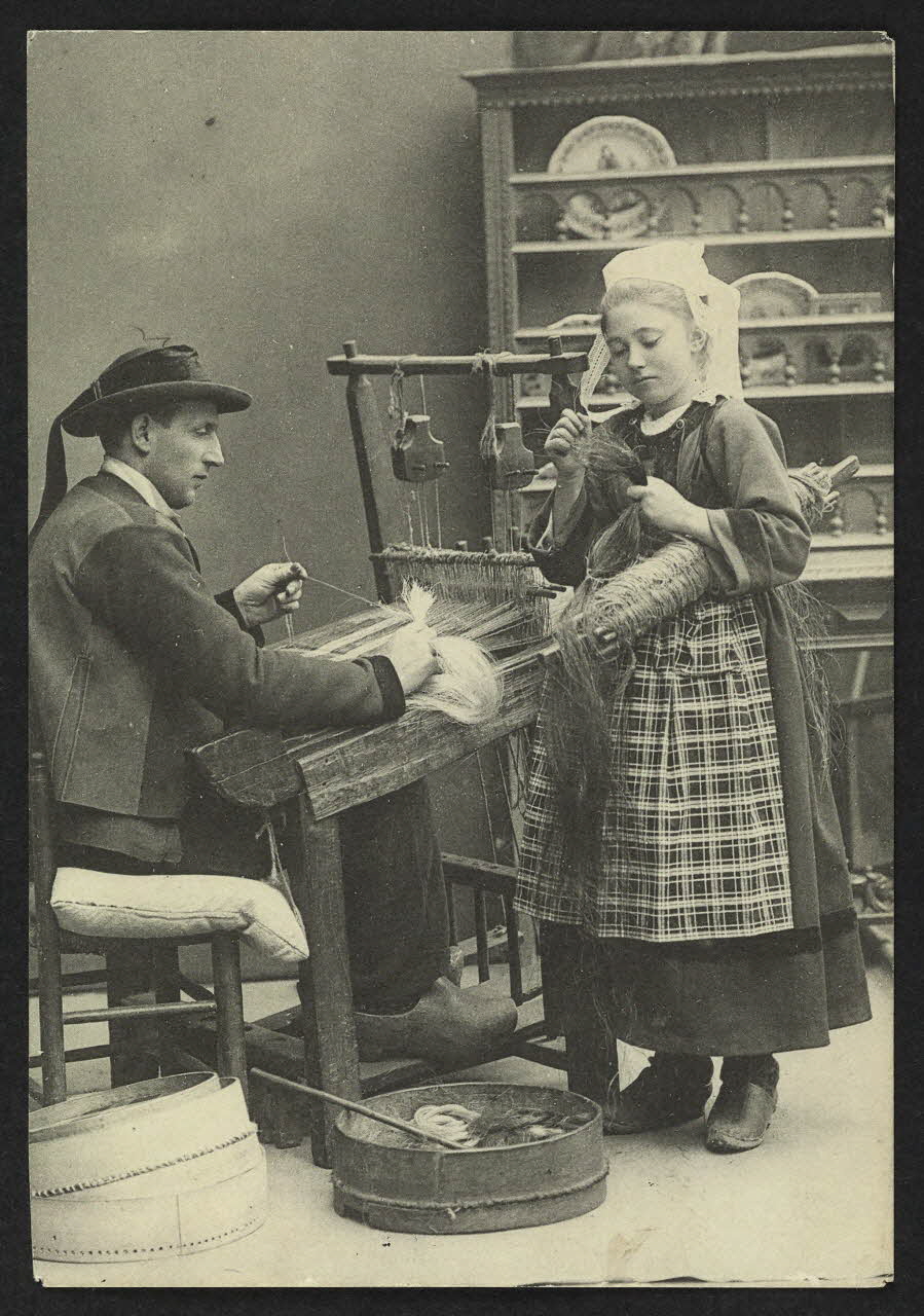 carte postale BUFFET, CHAISE, RECTO EN BRETON 4P1314 Photo