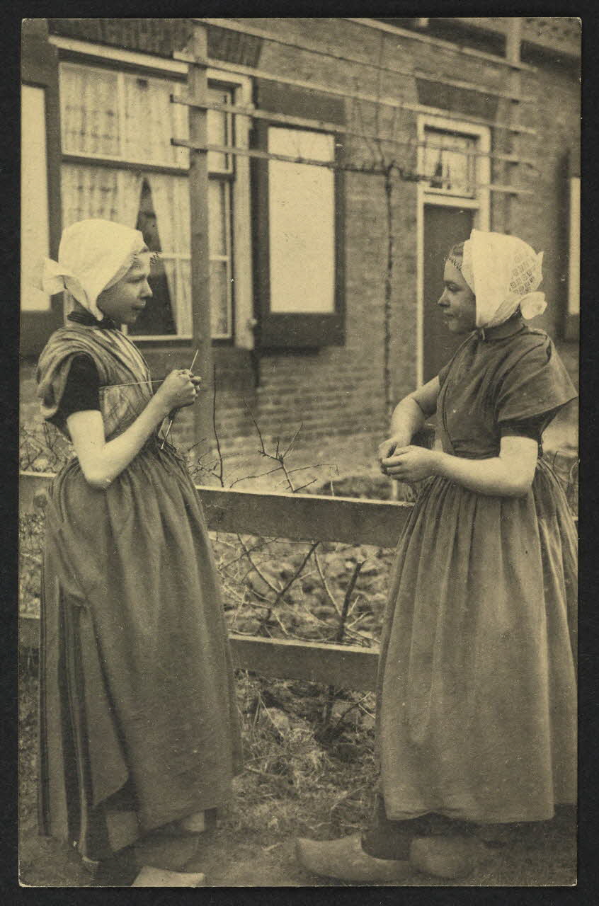 carte postale LE TRAVAIL DU MATIN VAUT DE L'OR 4P1325 Photo