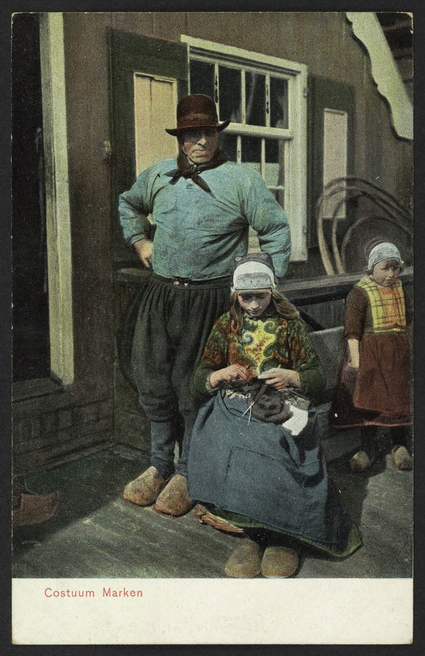 carte postale COSTUUM MARKEN 4P1339 Photo