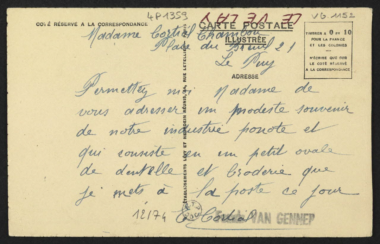 carte postale LE VELAY PITTORESQUE-DENTELLIERE 4P1359 Photo