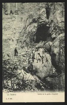 carte postale LE SALEVE, ENTREE DE LA GROTTE D'ORGEBET 4P1528  Photo