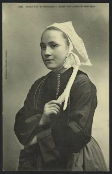 carte postale JEUNE FILLE DE GUEMENE 4P933 Photo