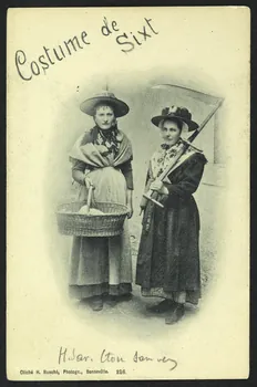 carte postale COSTUME DE SIXT ET LE VILLAGE 4P962 Photo