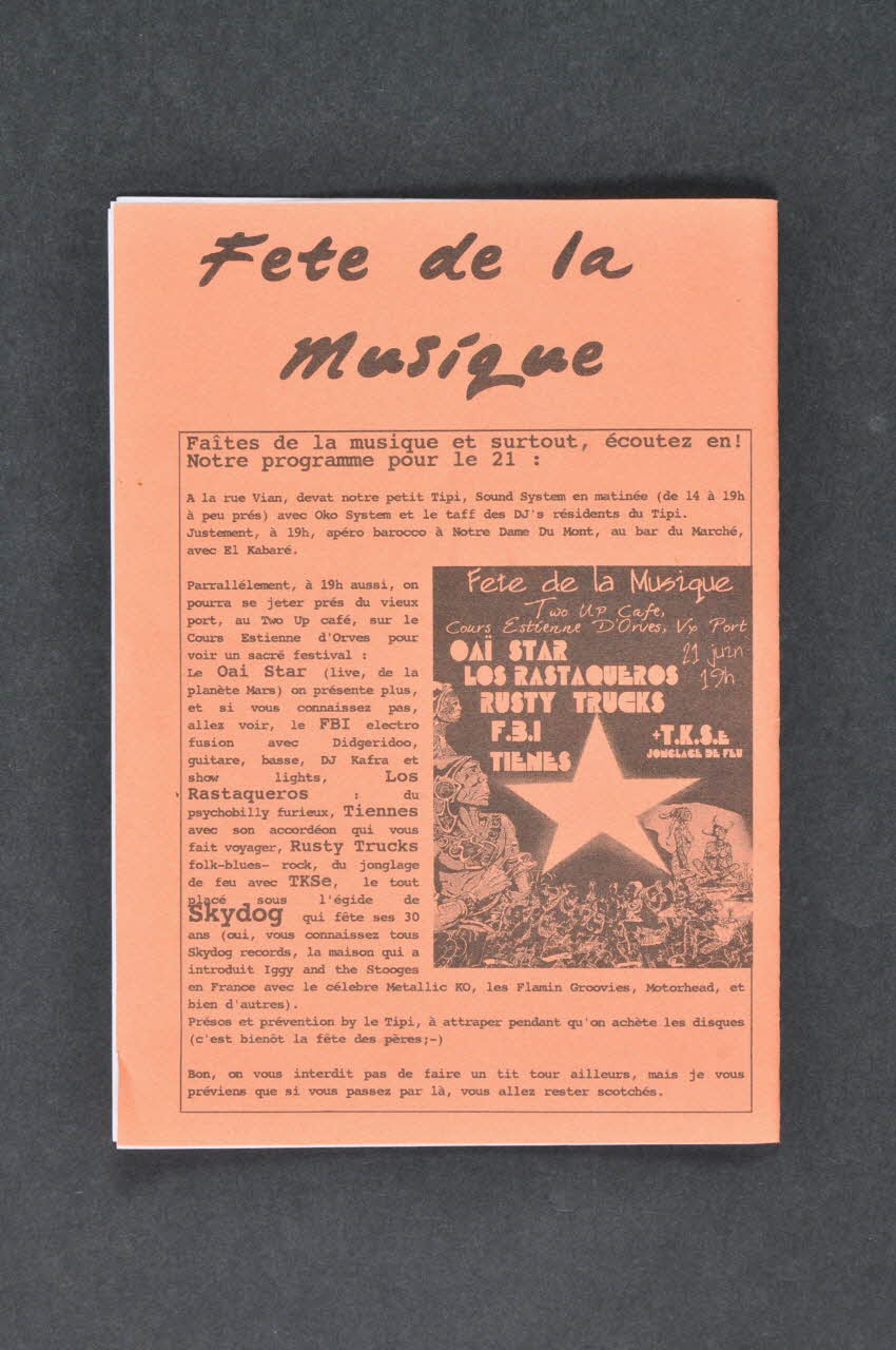 Association "Le Tipi" revue Tam tam n°14 spécial été 2002 / Les festivals de l’été Provence-Alpes-Côte d'Azur, France 2002 2002.121.14 Photo Mucem