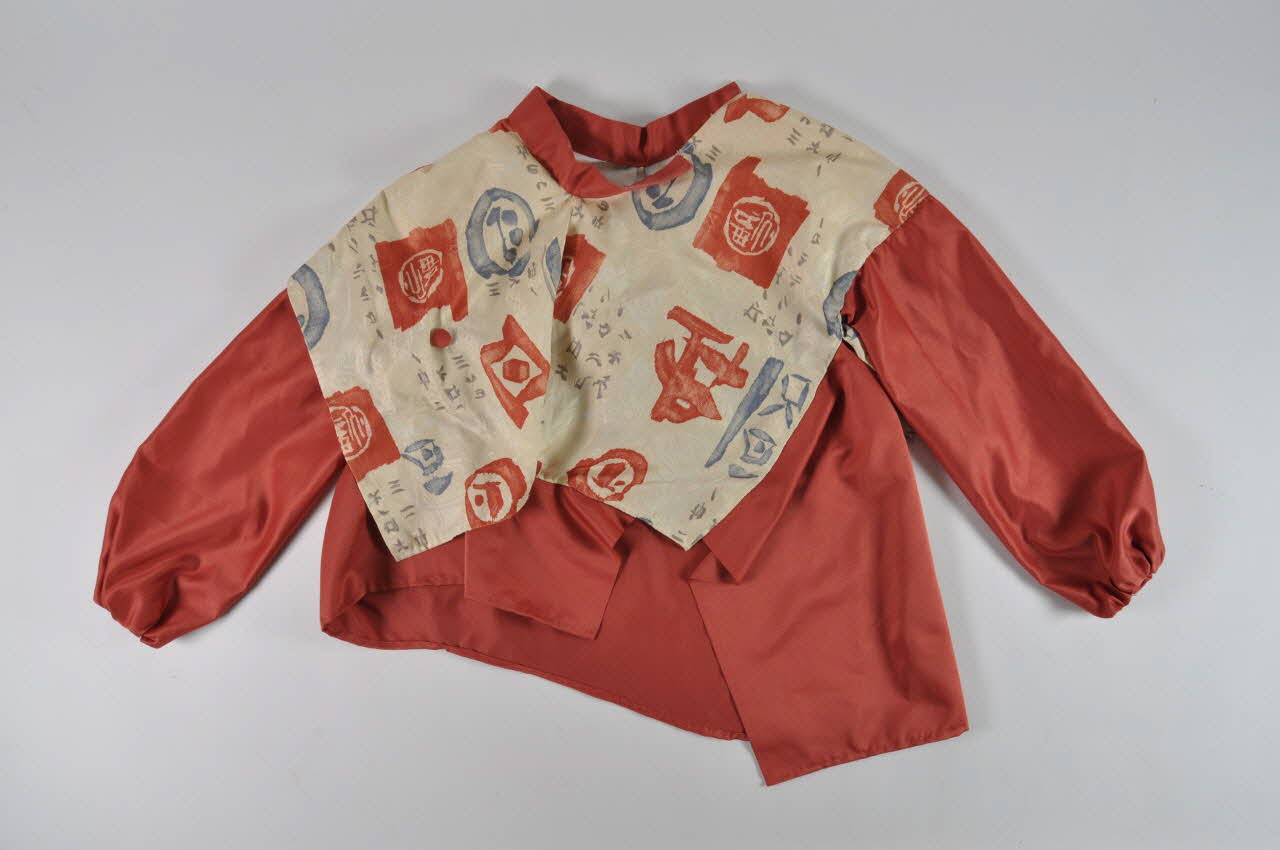 chemise personnage de Dom Remy 1. jupe 2. tunique 3. calotte 4 mantille 2002.122.10.2 Photo Mucem