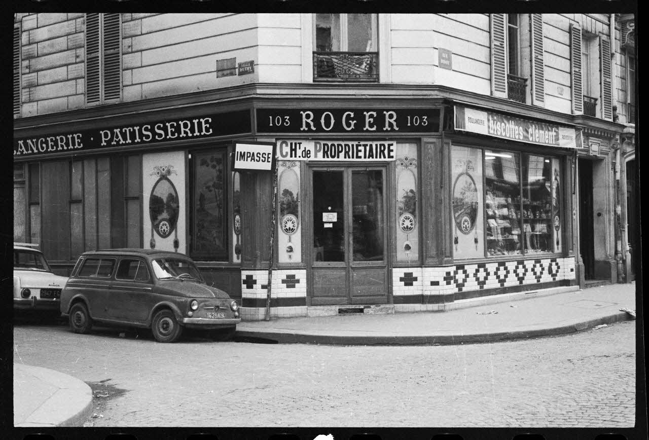 Pierre-Yves Catel photographie MNATP. Enquête "Boutiques" Ile-de-France, France 1972/3/1 Ph.1972.76.9 Photo