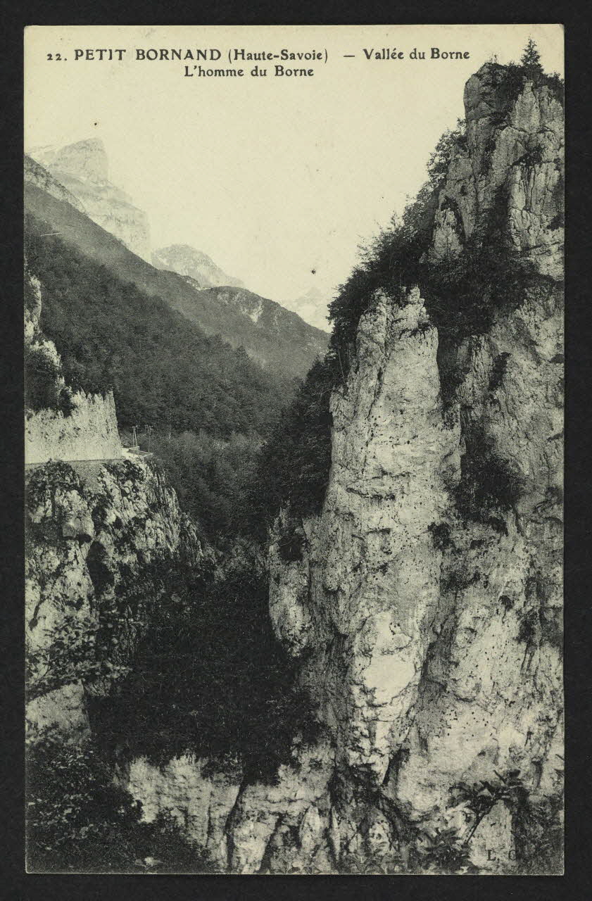 carte postale PETIT BORNAND, VALLEE DU BORNE, L'HOMME DU BORNE 4P1531 Photo