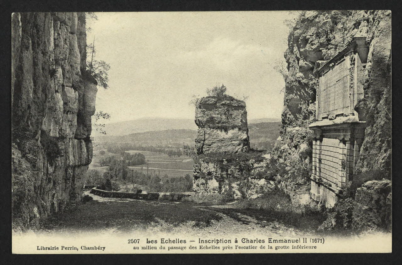 carte postale LES ECHELLES, INSCRIPTION A CHARLES EMMANUEL II 4P1566 Photo