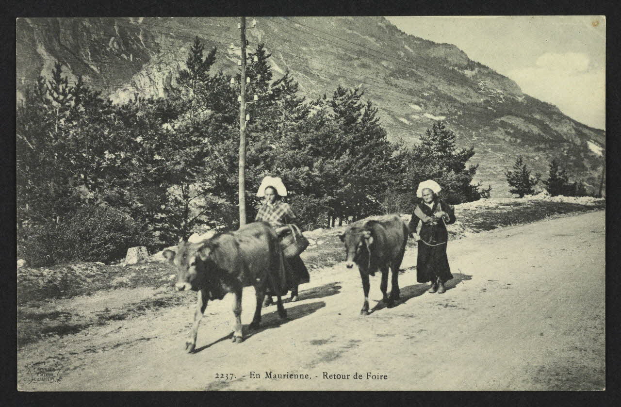carte postale EN MAURIENNE, RETOUR DE FOIRE 4P1604 Photo