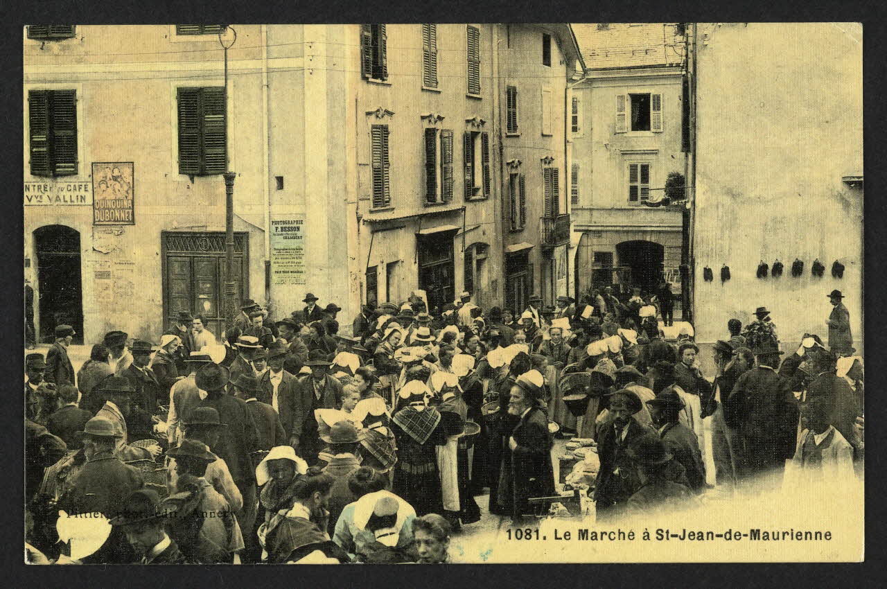 carte postale LE MARCHE A SAINT-JEAN-DE-MAURIENNE 4P1607 Photo