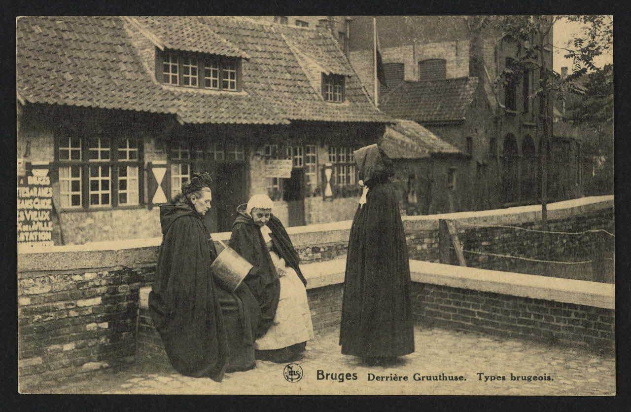 carte postale BRUGES, DERRIERE GRUVTHUSE, TYPES BRUGEOIS 4P1772 Photo