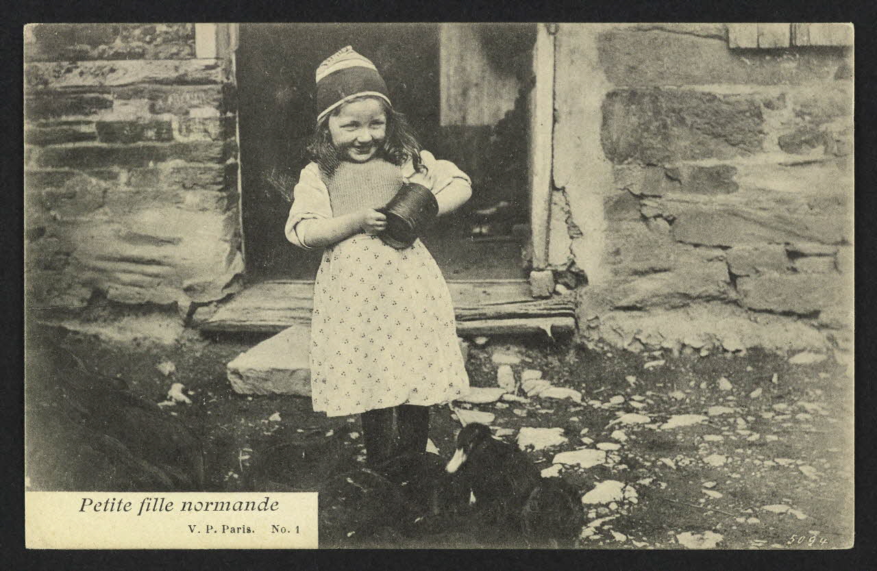 carte postale PETITE FILLE NORMANDE 4P1778 Photo