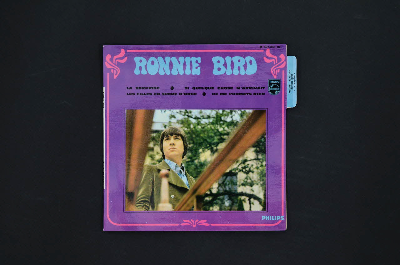 pochette de disque Ne me promets rien 2001.69.16.1251 Photo Mucem