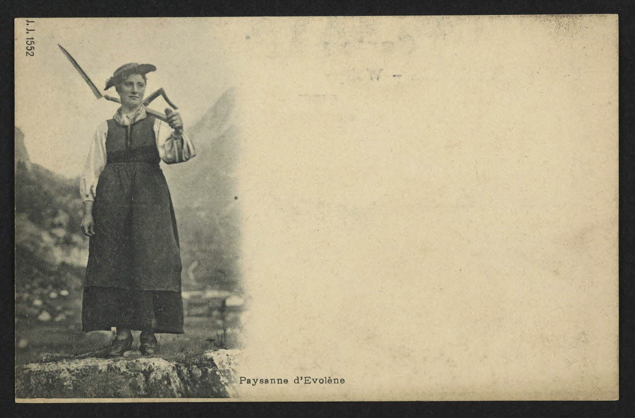 carte postale PAYSANNE D'EVOLENE 4P1921 Photo