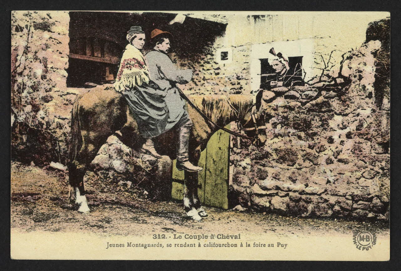 carte postale LE COUPLE A CHEVAL 4P1969 Photo