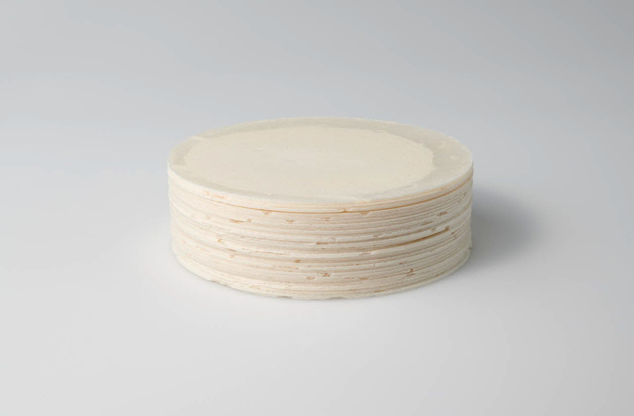 pain azyme Séquence de fabrication du nougat Chalvadoriza Iles Egéennes, Grèce 2019 2020.19.26.1-28 Photo Mucem / Marianne Kuhn