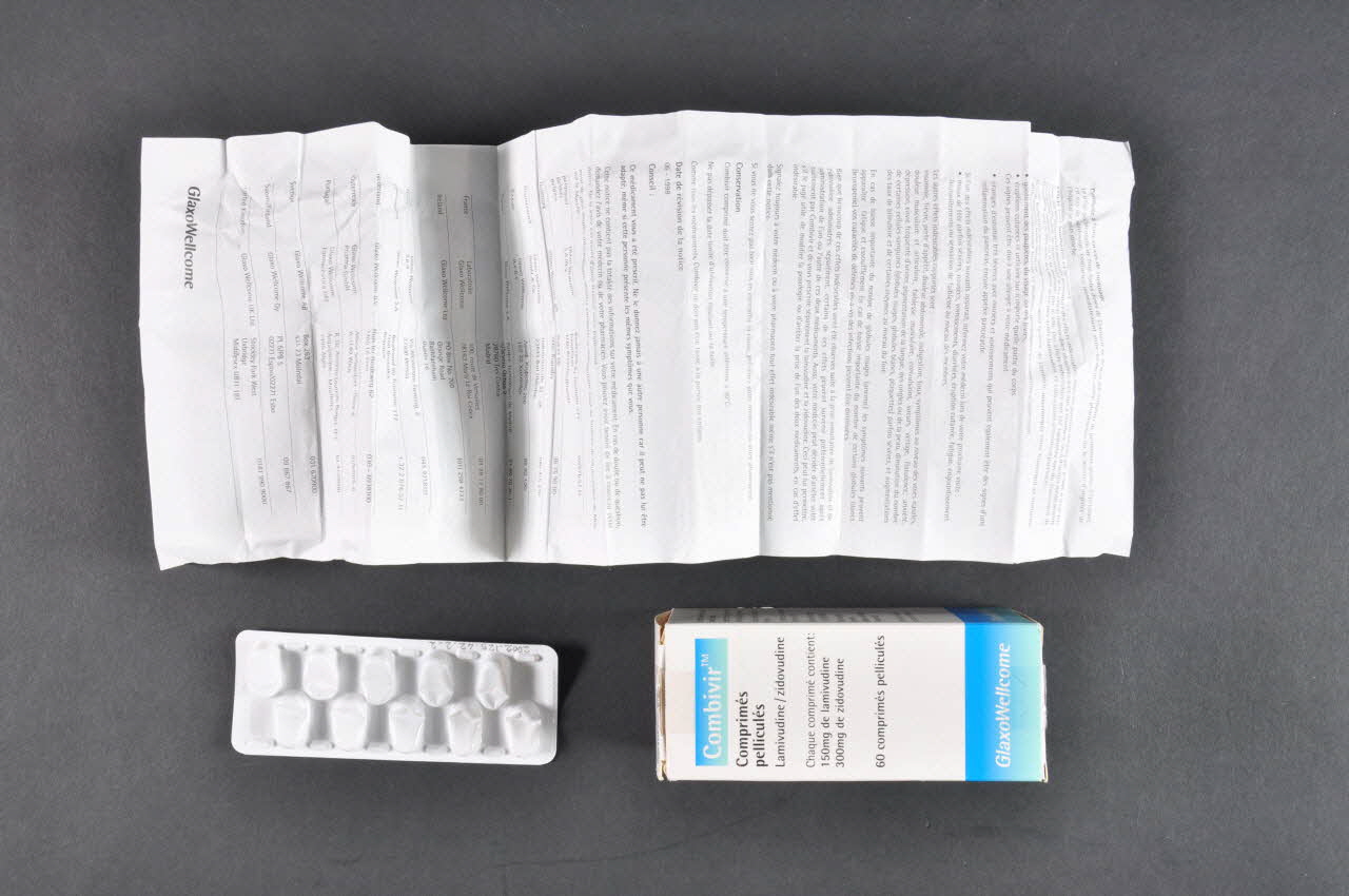 Laboratoire Glaxowellcome notice Combivir France 2001 2002.125.42.3 Photo Mucem
