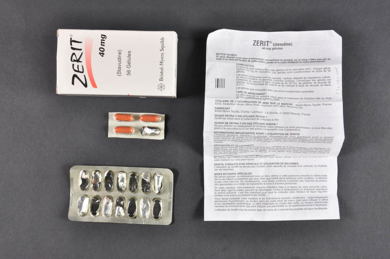 Bristol-Myers Squibb Blister Zérit (emballage, blister avec gélules, notice) France 1998 2002.125.43.2.5 Photo Mucem
