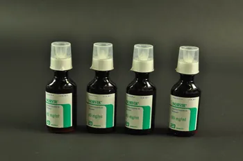 Laboratoires Abbott Flacon de médicament Norvir France 1998 2002.125.44.2.1-4 Photo Mucem