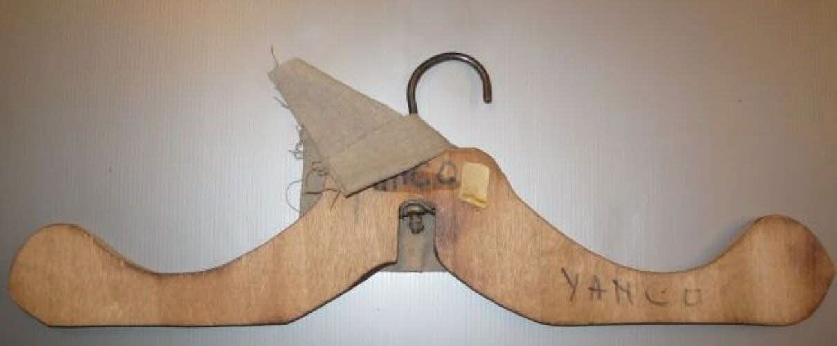 Jean-Louis Conte CINTRE France 1950-1970 2002.99.2.6 Photo Mucem