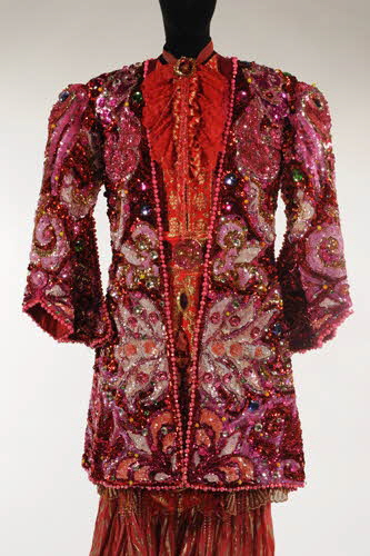 Jean-Louis Conte manteau de scène France 1950-1970 2002.99.1.1 Photo Mucem/Christophe Fouin