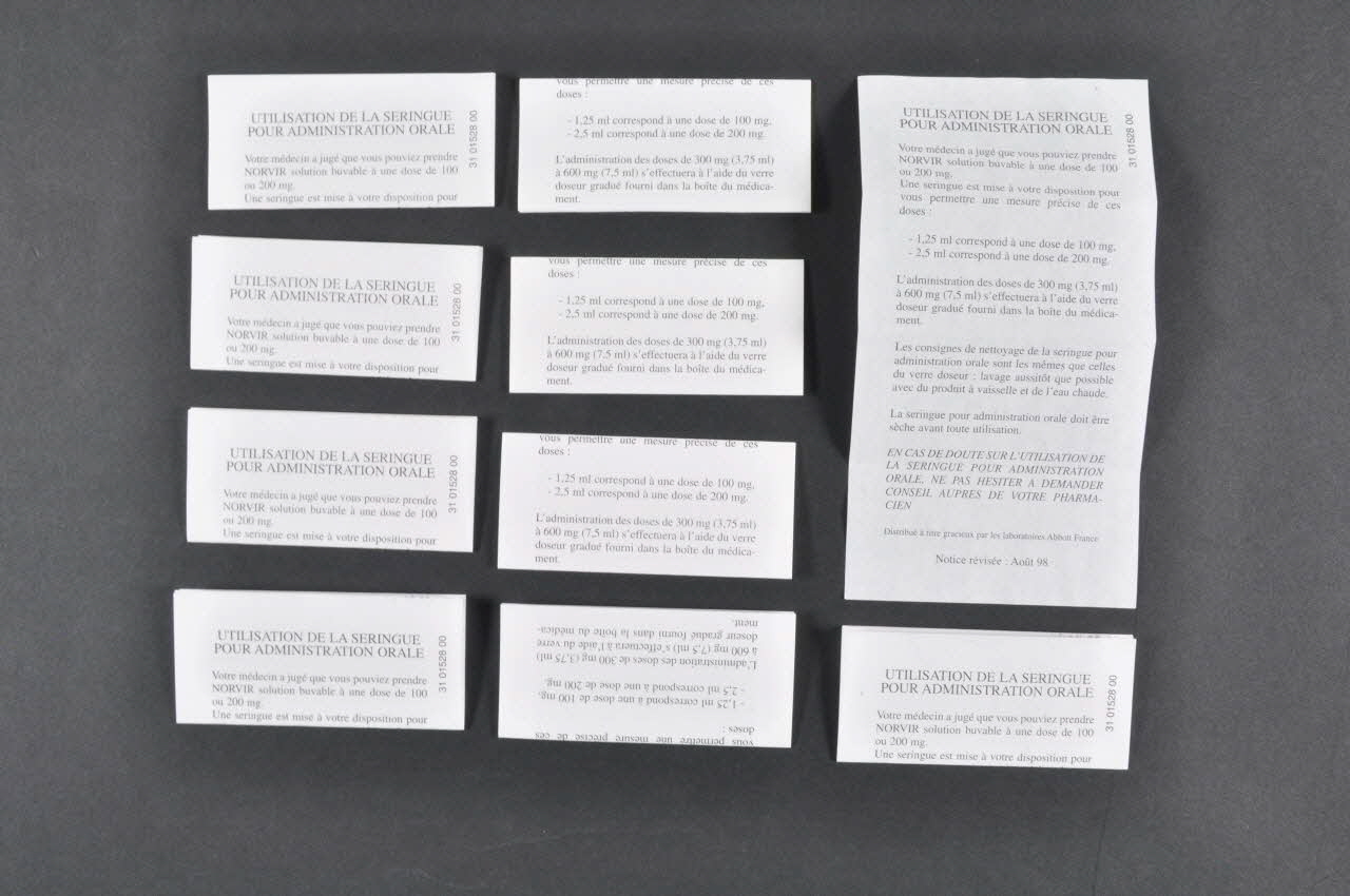 Laboratoires Abbott notice Notice d'utilisation de seringue France 1998 2002.125.65.3.1-10 Photo Mucem