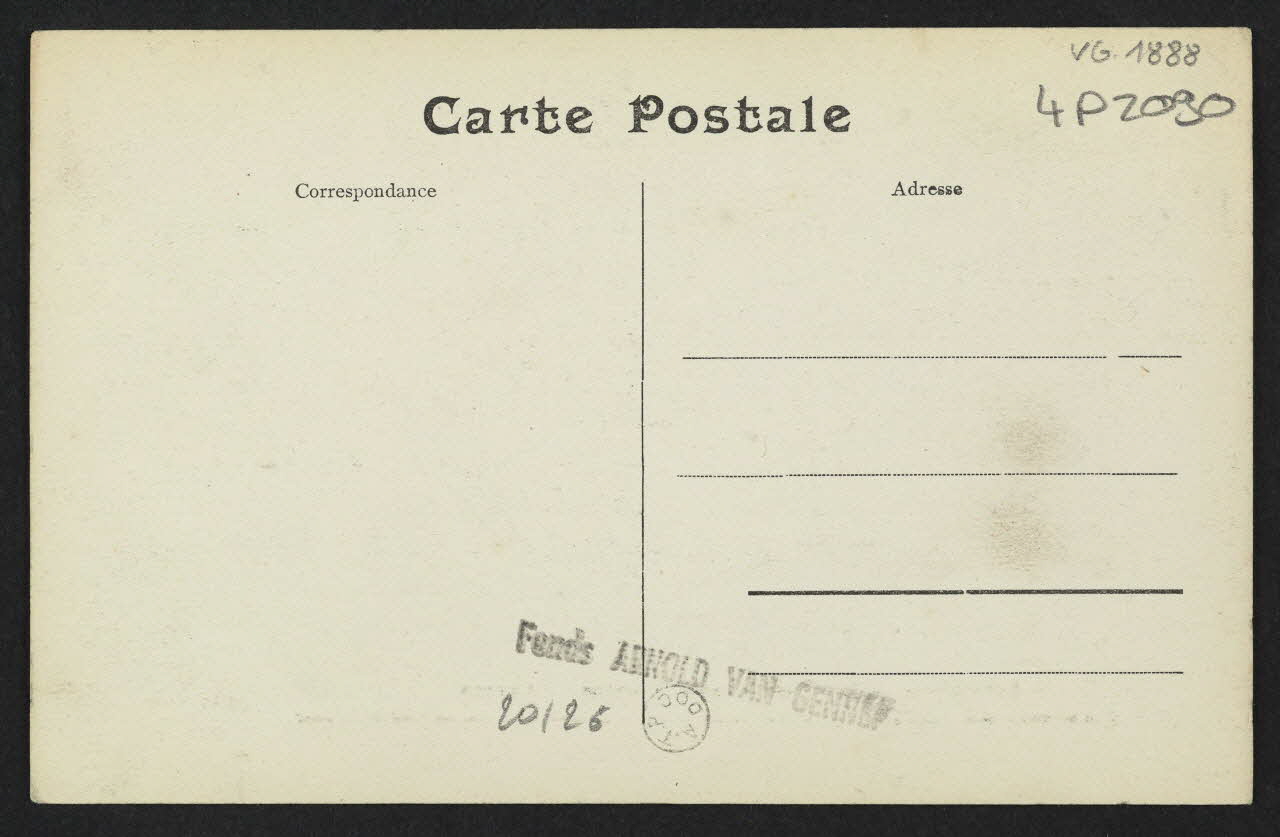 carte postale ANVERS, GALERIE ET BUSTES AU FOND DE LA COUR 4P2090 Photo