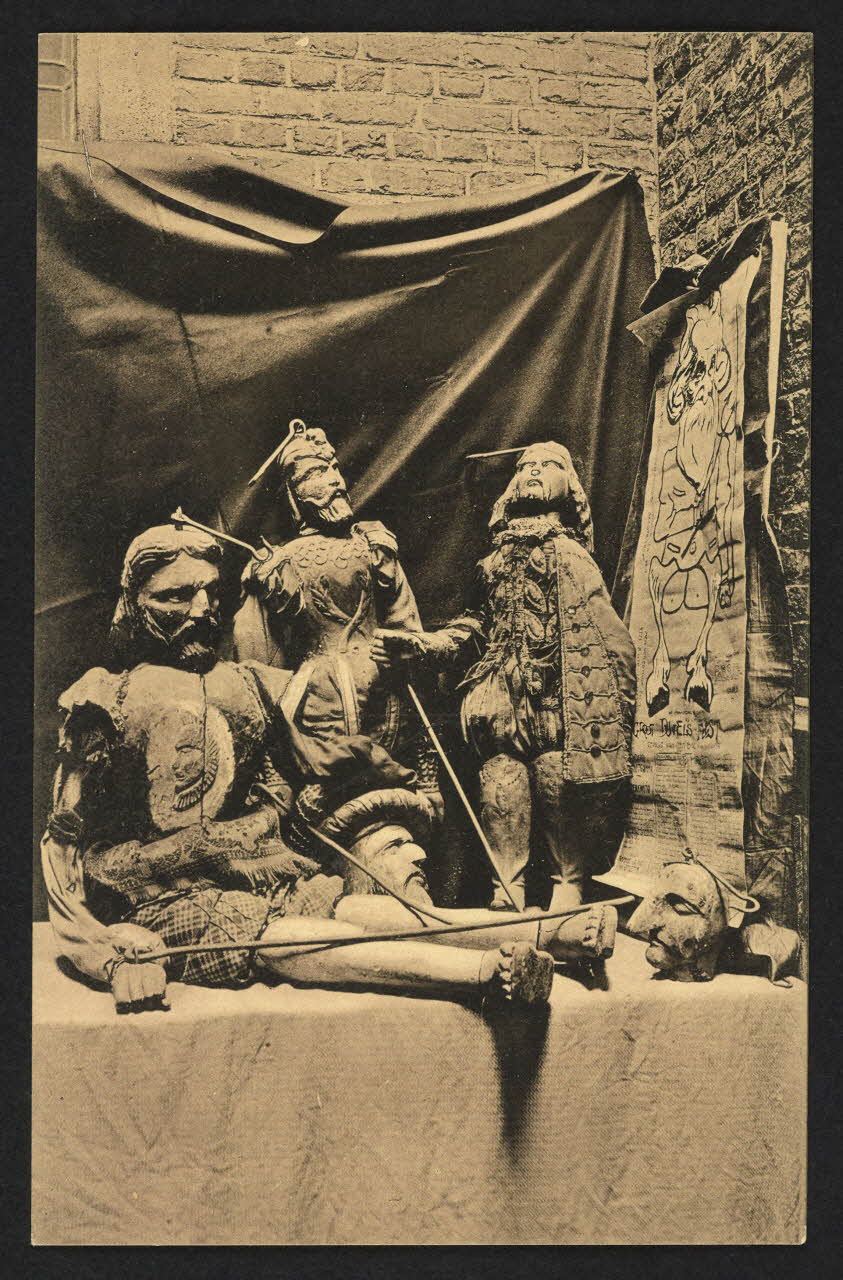 carte postale MUSEE DE FOLKLORE, MARIONNETTES DU THEATRE DU QUARTIER ST-ANDRE 4P2106 Photo
