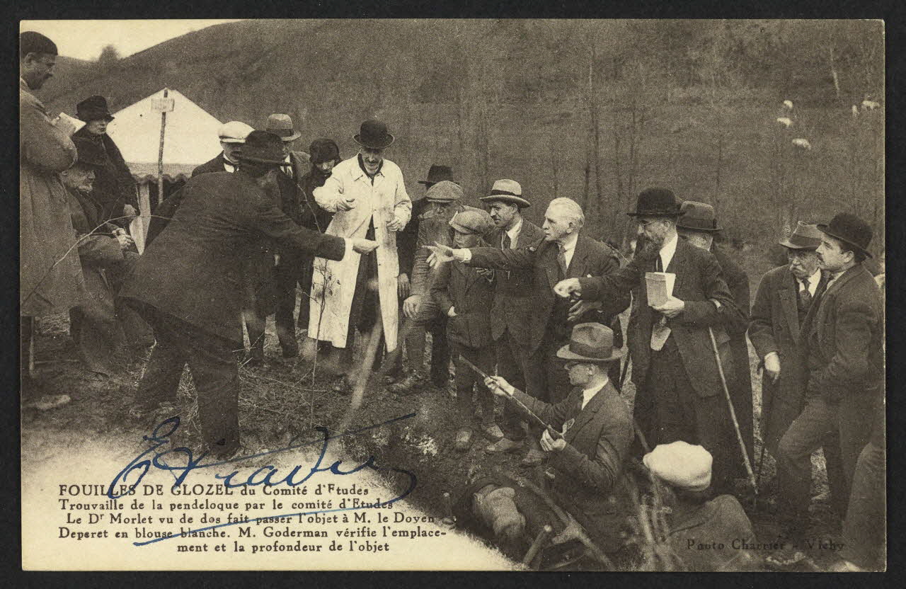 carte postale FOUILLES DE GLOZEL DU COMITE D'ETUDES 4P2186 Photo