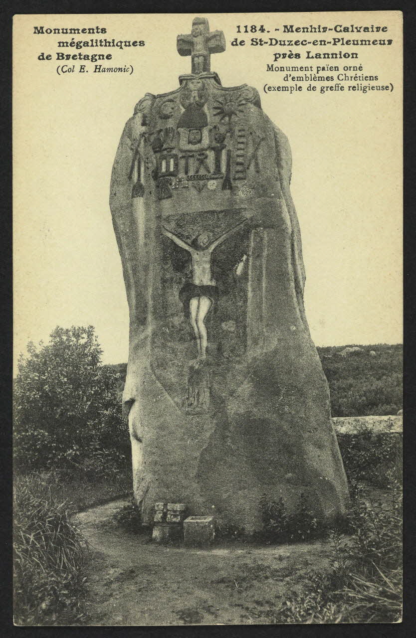 carte postale MONUMENTS MEGALITHES DE BRETAGNE, MENHIR-CALVAIRE 4P2240 Photo