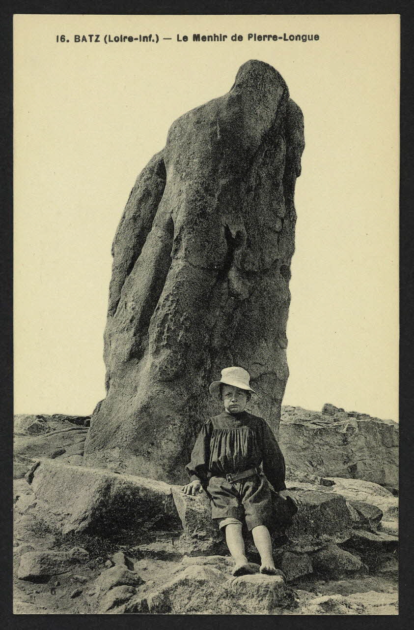 carte postale BATZ, LE MENHIR DE PIERRE-LONGUE 4P2241 Photo