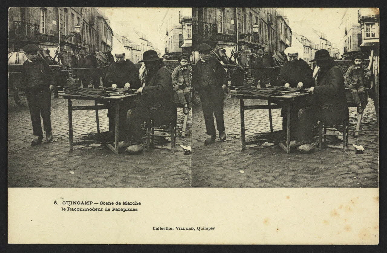 carte postale GUINGAMP, SCENE DE MARCHE, LE RACOMMODEUR DE PARAPLU 4P2245 Photo