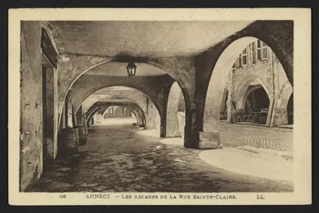 carte postale ANNECY, LES ARCADES DE LA RUE SAINTE CLAIRE 4P2361  Photo
