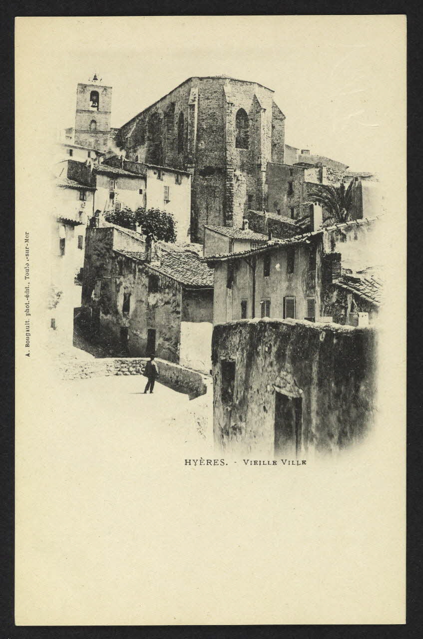 carte postale HYERES, VIEILLE VILLE 4P2414 Photo