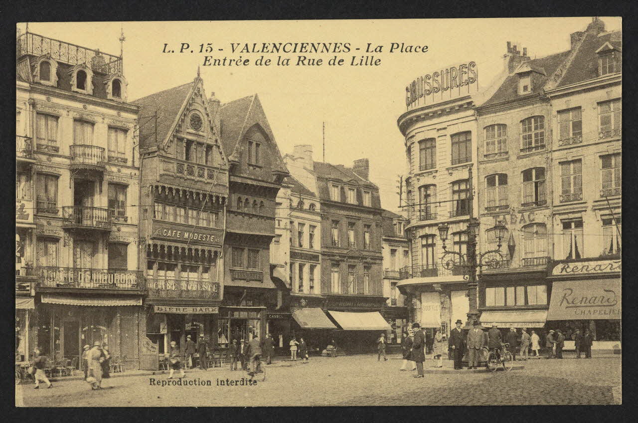 carte postale VALENCIENNES, LA PLACE, ENTREE DE LA RUE DE LILLE 4P2416 Photo