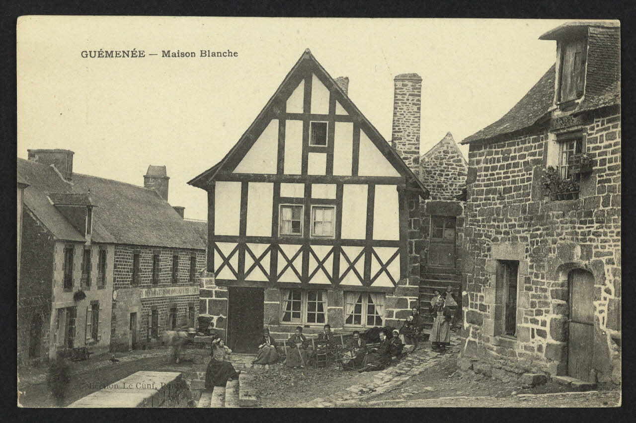 carte postale GUEMENEE, MAISON BLANCHE 4P2429 Photo