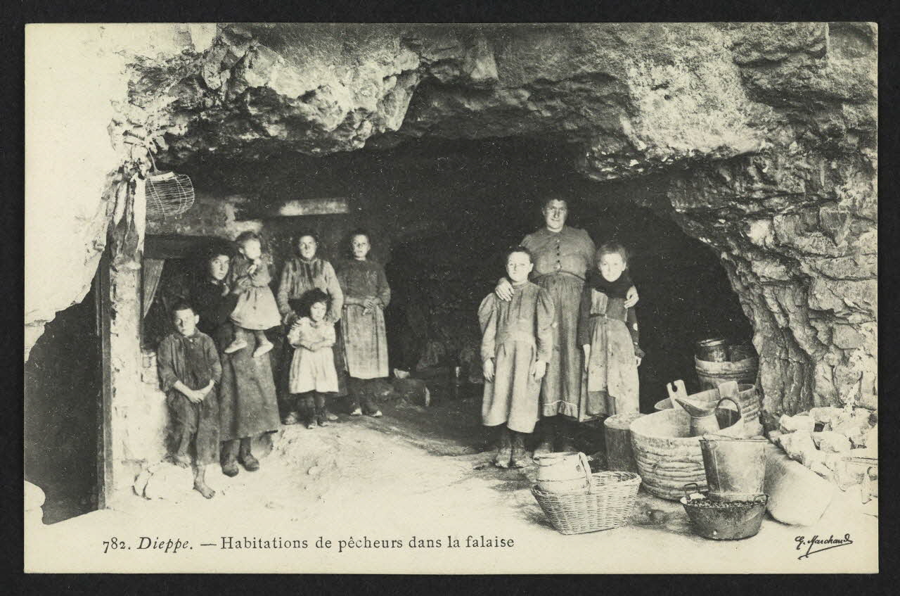 carte postale DIEPPE, HABITATIONS DE PECHEURS DANS LA FALAISE 4P2472 Photo