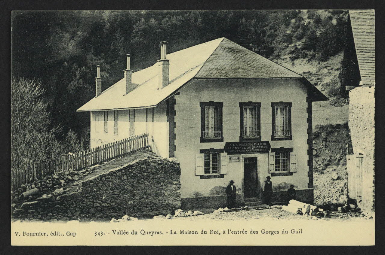 carte postale VALLEE DU QUEYRAS, LA MAISON DU ROI, A L'ENTREE DES GORGES DU GUIL 4P2487 Photo