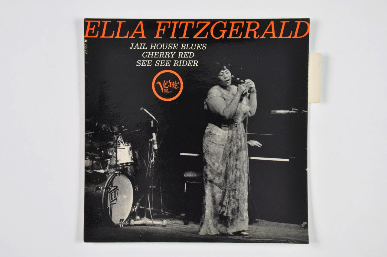 pochette de disque Cherry red 2001.69.16.1349 Photo Mucem