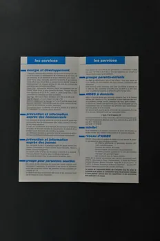 Aides Paris - Ile-de-France BROCHURE "AIDES Paris et Ile de France. Au service des personnes concernées par le sida." France 1993 2002.126.127 Photo Mucem