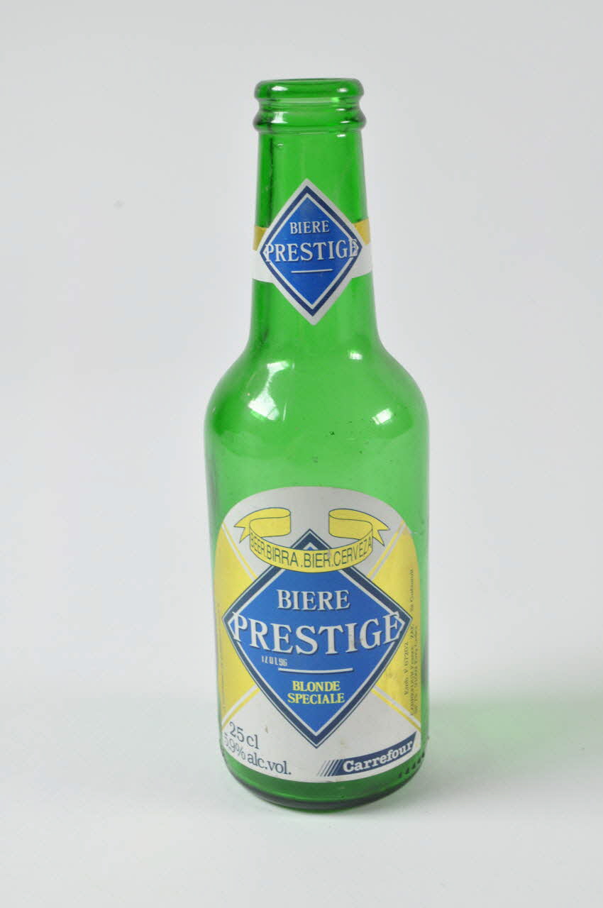 bouteille 2000.6.8.11 Photo Mucem