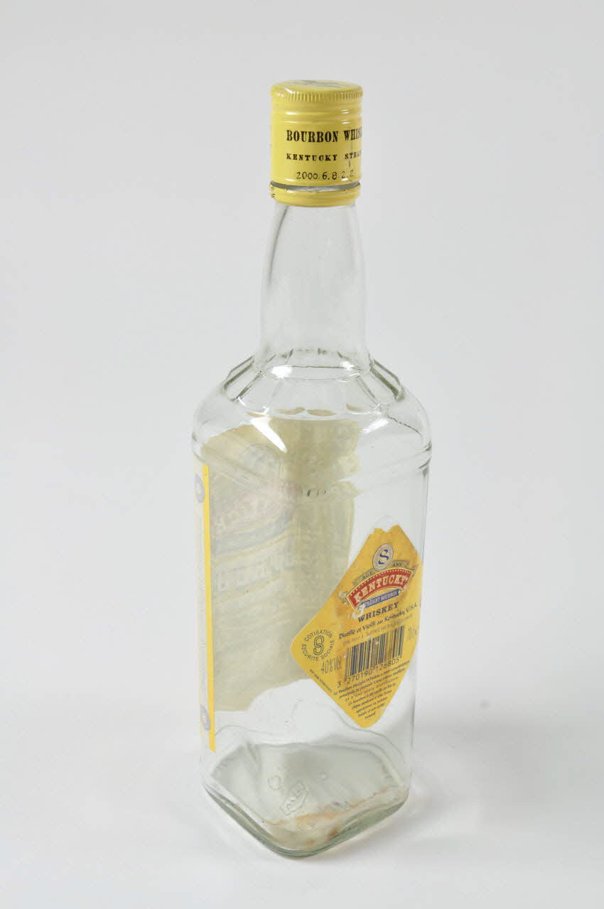 bouteille 2000.6.8.2.1-2 Photo Mucem