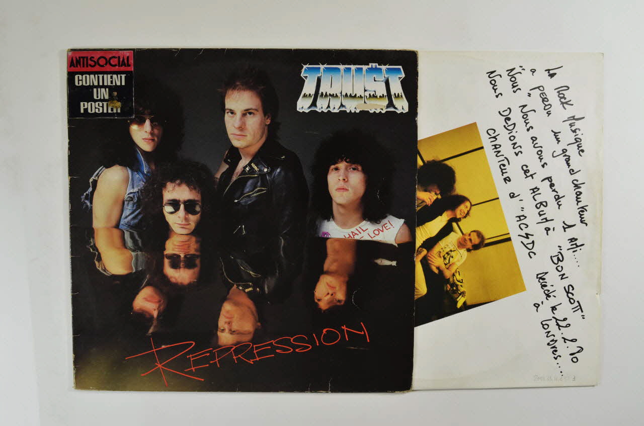 Trust ; CBS Disques disque 33 tours Trust / Repression France 1980 2001.69.16.138.1-3 Photo Mucem