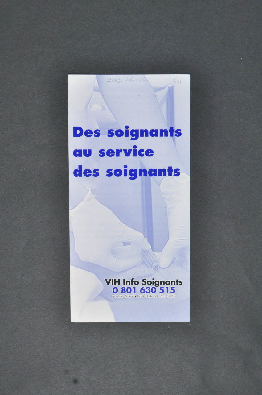 Dépliant "Des soignants au service des soignants" 2002.126.146 Photo Mucem