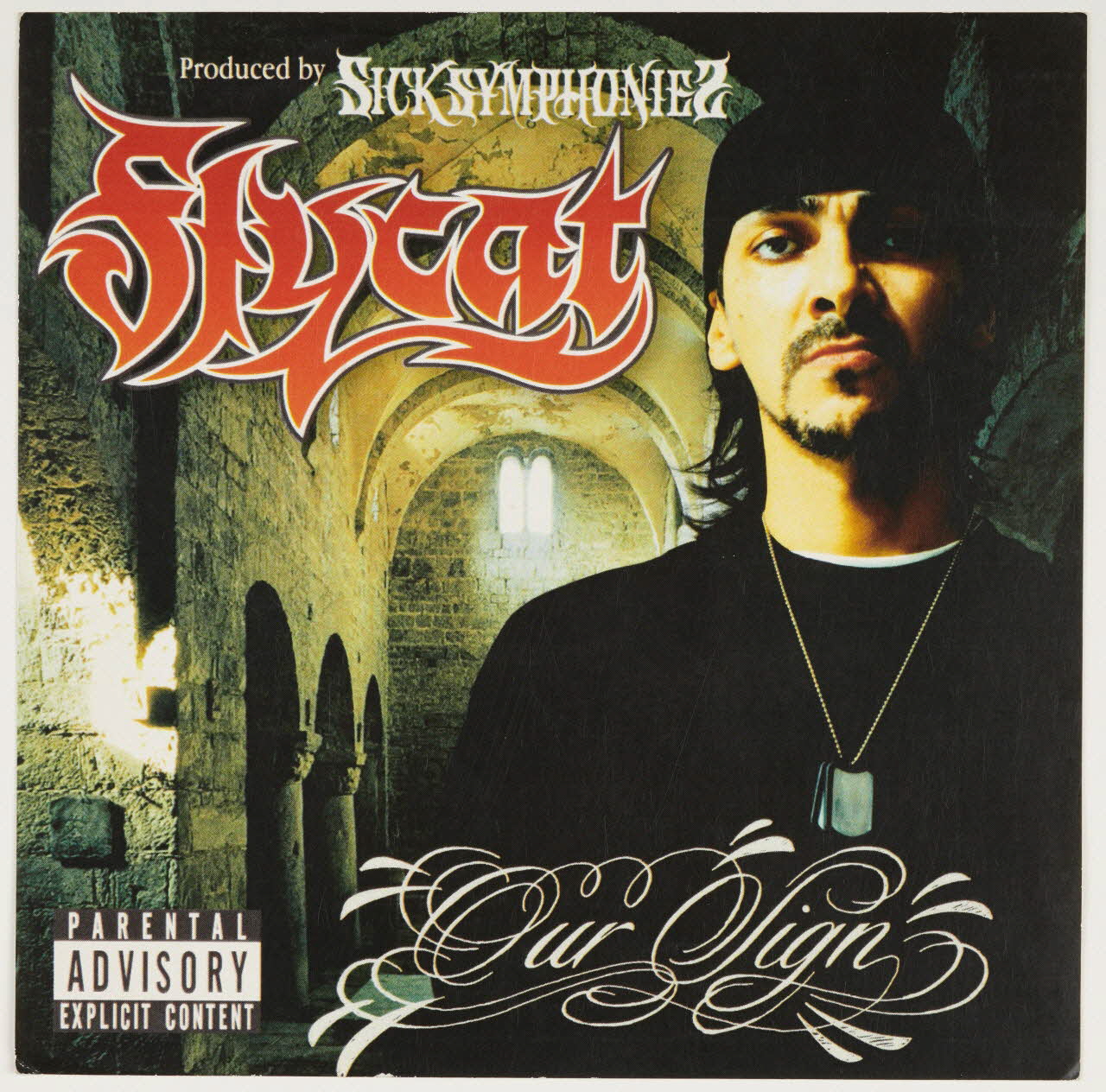 Flycat autocollant Sticker promotionnel pour la sortie du disque "Our Sign" Lombardie, Italie 2007 2020.28.8 Photo Mucem / Marianne Kuhn