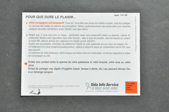 Secrétariat d'Etat à la Santé et aux Handicapés / CFES carte Qui vivra jouira. France 2002 2002.126.150 Photo Mucem