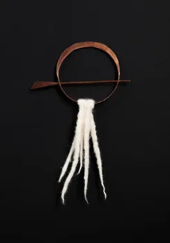 Radu Ion ; Adina Marin ; Mesteshukar ButiQ broche (bijou) Munténie, Roumanie 2018 2020.12.8  Photo Mucem / Marianne Kuhn