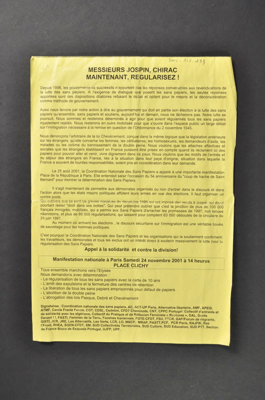 Act Up Paris Et Collectif Associatif tract "Messieurs Jospin, Chirac Maintenant, Régularisez" Île-de-France, France 2001/11/24 2002.126.159 Photo Mucem